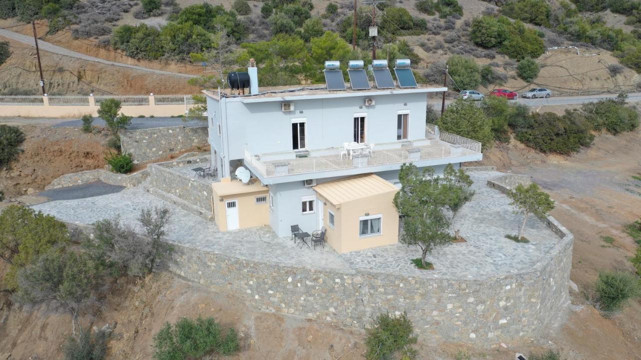 Skouros