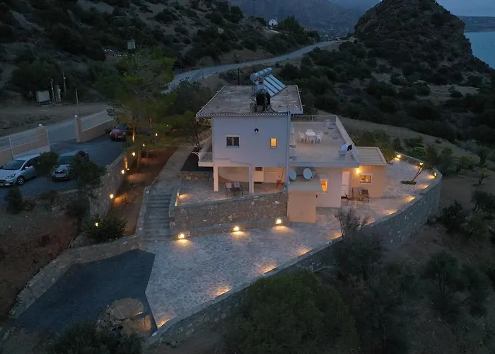 Skouros Villa